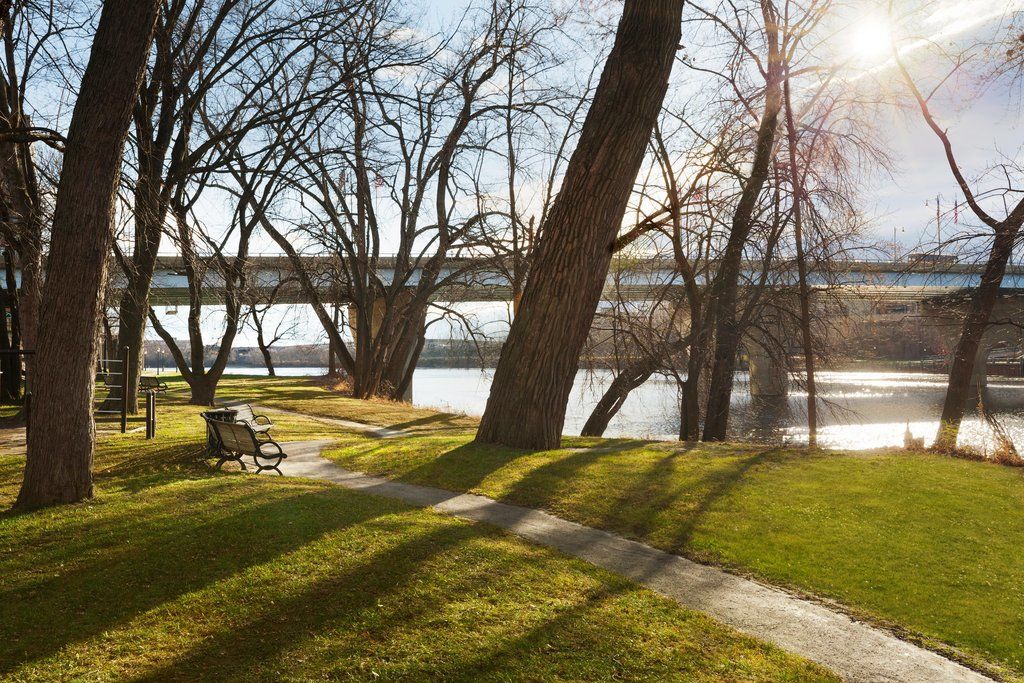 Hampton Inn & Suites Ист-Хартфорд Экстерьер фото